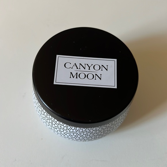 Canyon Moon Vanilla Orchid Candle in Decorative Tin - Picture 1 of 3